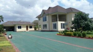 5 BEDROOM HOUSE FOR SALE IN NAKURU