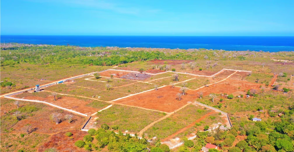 ⅛ acre plots for sale in Diani fronting the beach