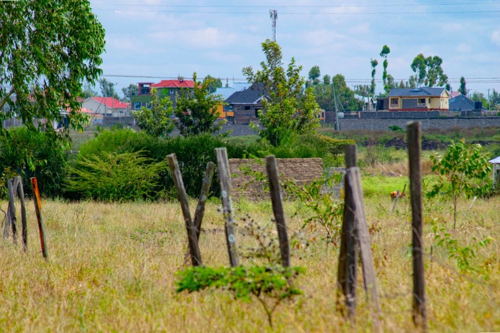 Prime plots for sale in Kamulu Joska