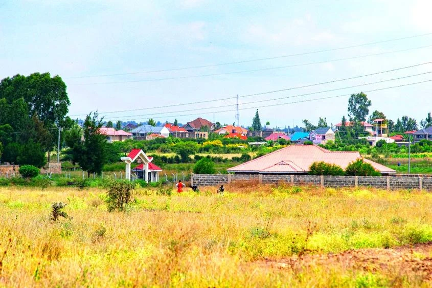 Joska plots and houses for sale