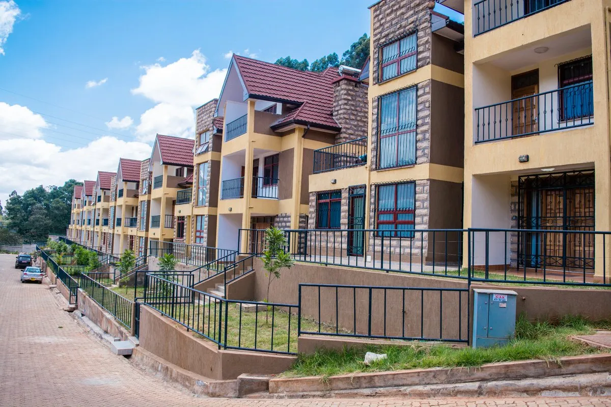 Luxury houses for sale in Red Hill