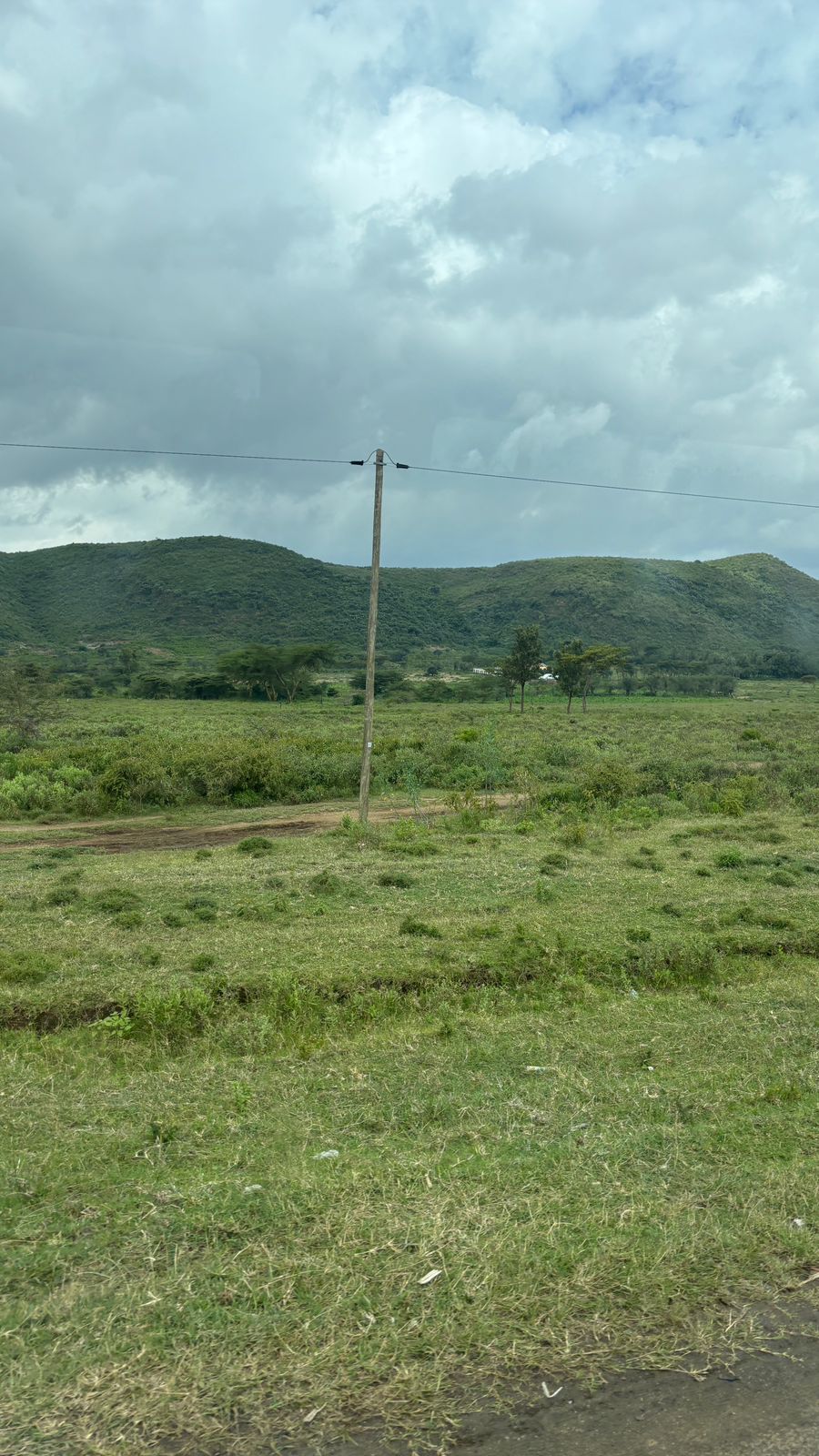 LAND FOR SALE IN MAI MAHIU, UTHERI WA LARI.