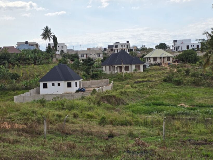 1/2 ACRE FOR SALE IN MURANG'A, KABATI.