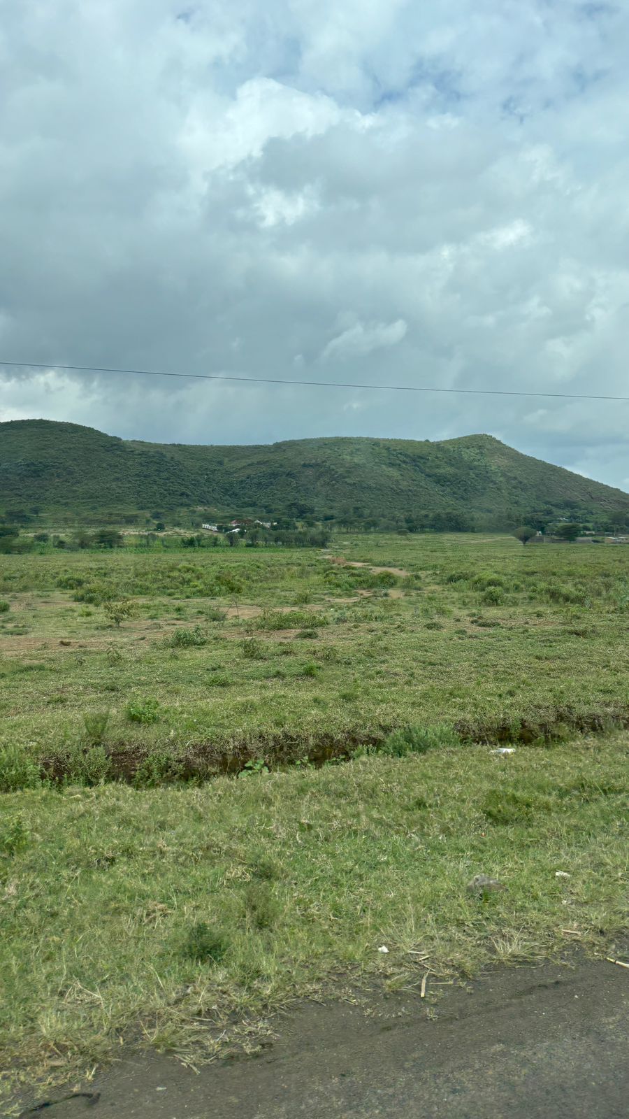 LAND FOR SALE IN MAI MAHIU, UTHERI WA LARI.