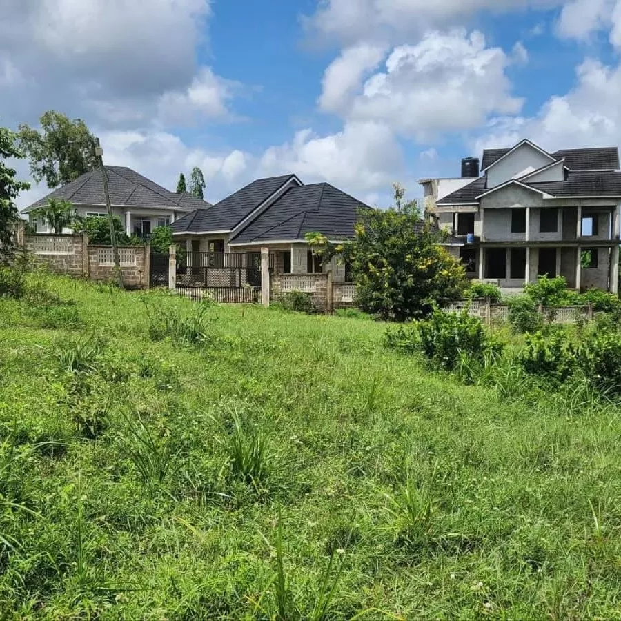 50 BY 100 PLOTS FOR SALE IN RUIRU, MUGUTHA.