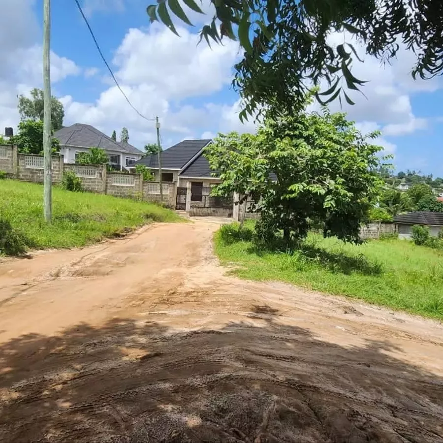 50 BY 100 PLOTS FOR SALE IN RUIRU, MEMBREY ESTATE.