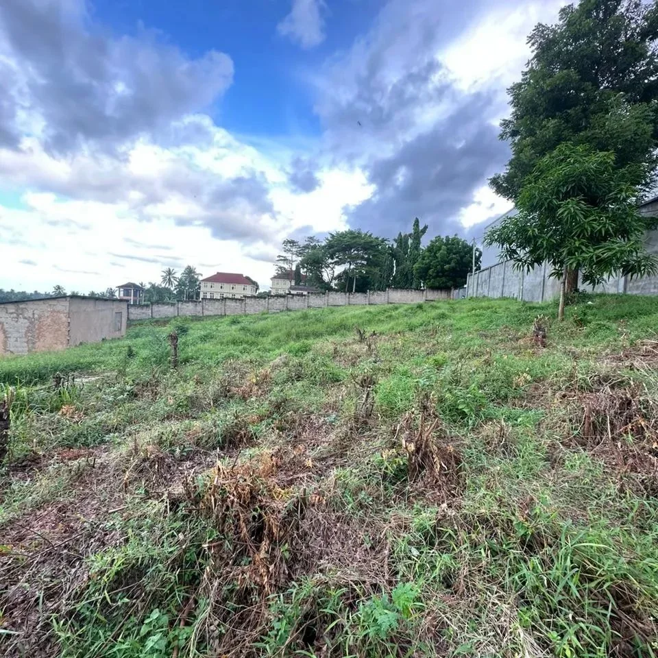 50 BY 100 PLOTS FOR SALE IN GILGIL, KIKOPEY.