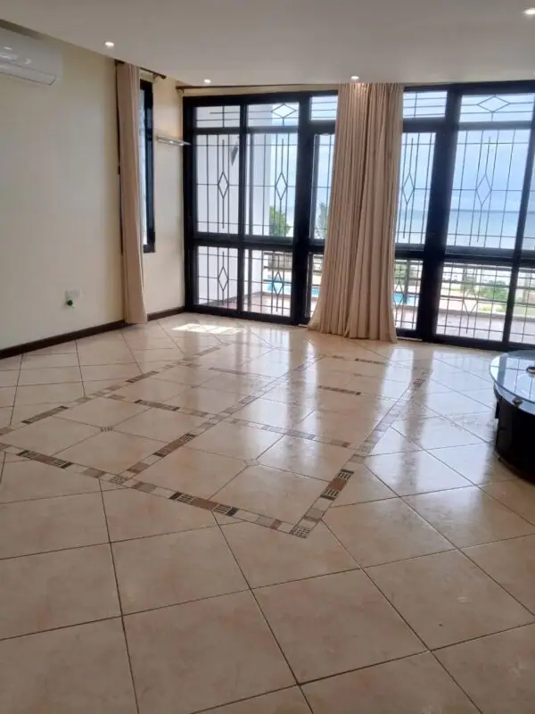 BEACH VILLA FOR SALE IN MOMBASA