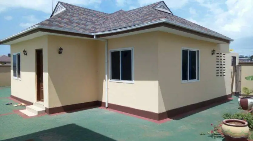 5 BEDROOM HOUSE FOR SALE IN NAKURU