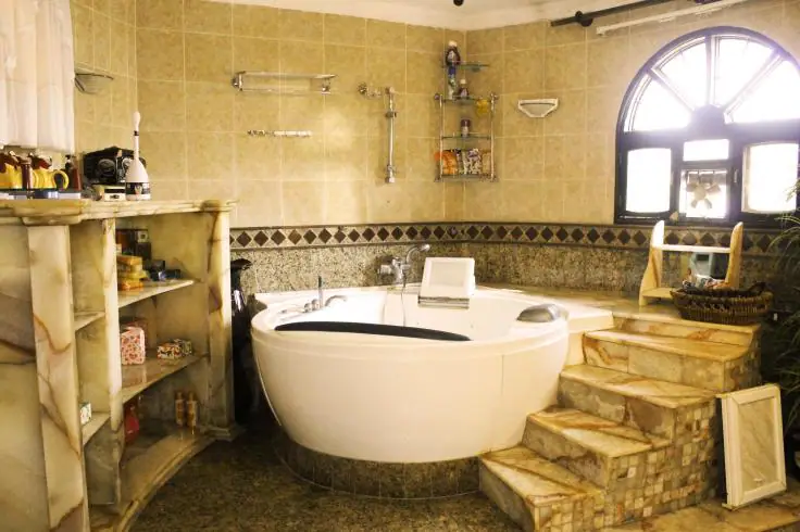 4 BEDROOM APARTMENT FOR SALE IN MOMBASA
