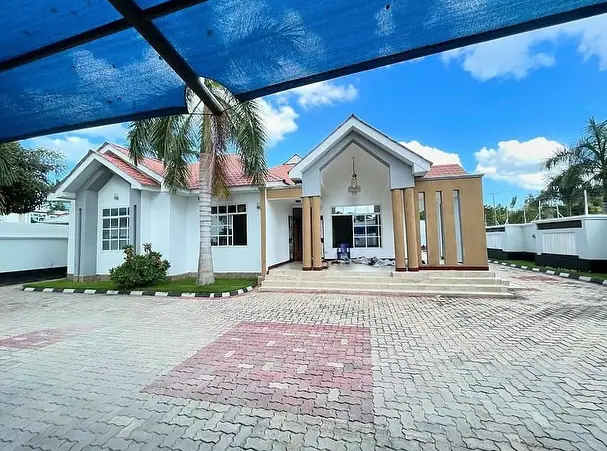 4 BDRM NICE HOUSE FOR SALE AT KILIFI
