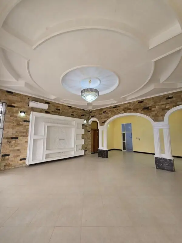BEAUTIFUL NICE HOUSE FOR SALE IN KILIFI.