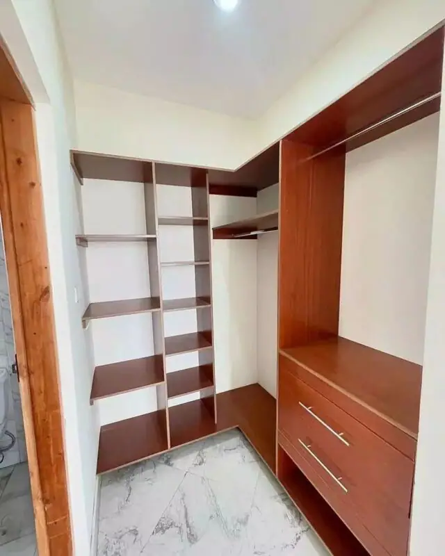 2 BDRM APARTMENT FOR SALE IN NAIROBI.