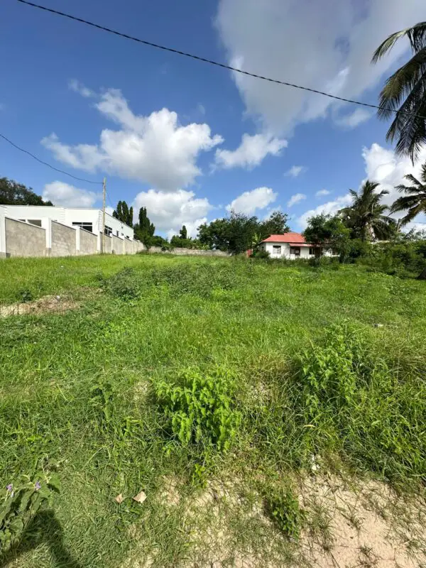PLOT FOR SALE AT MOMBASA