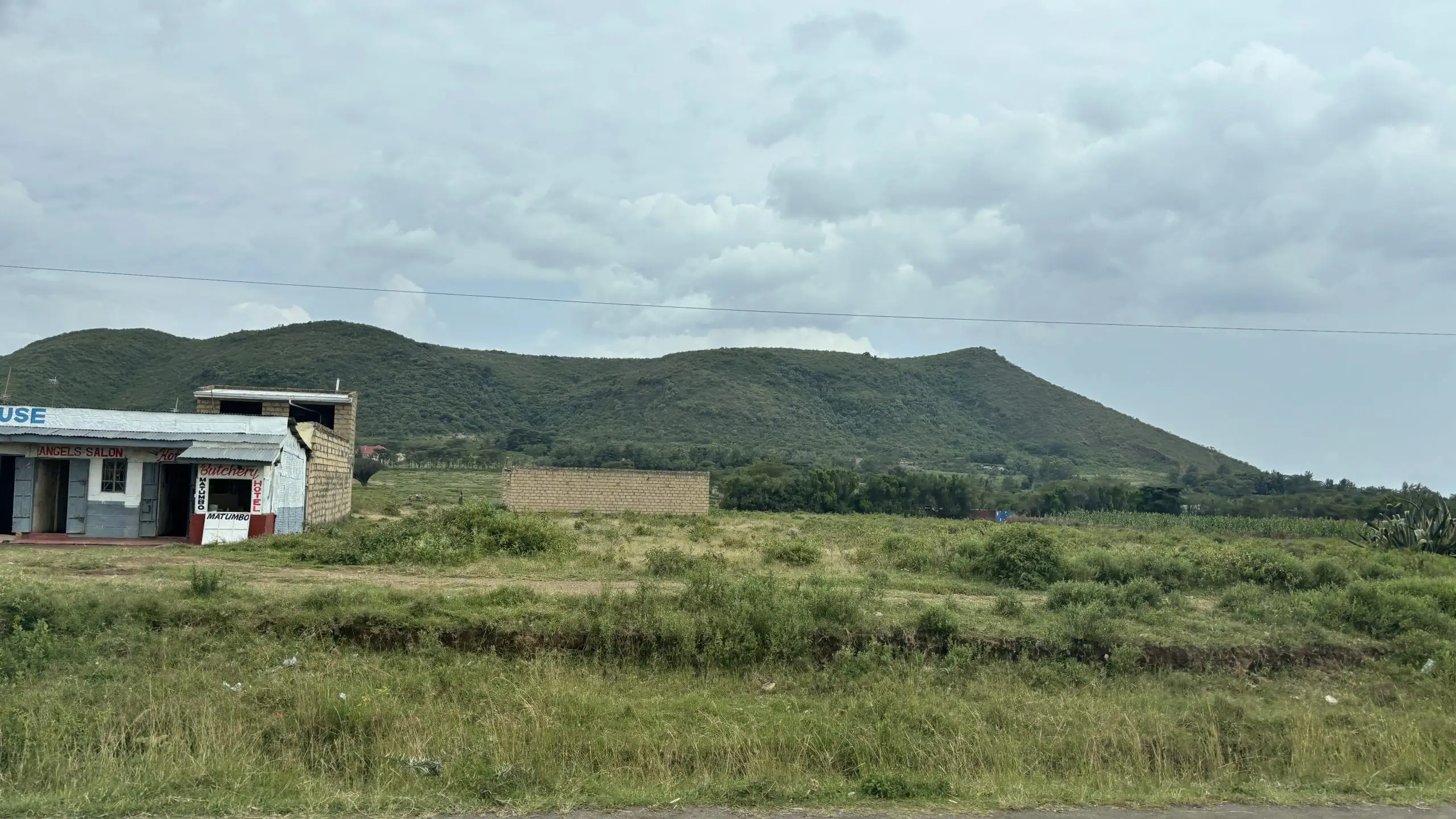 LAND FOR SALE IN MAI MAHIU, UTHERI WA LARI.
