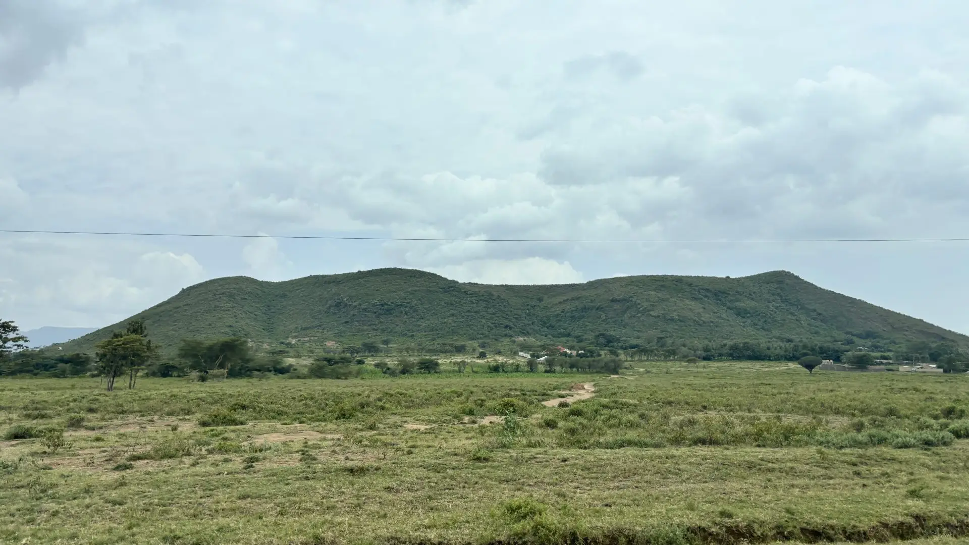 LAND FOR SALE IN MAI MAHIU, UTHERI WA LARI.