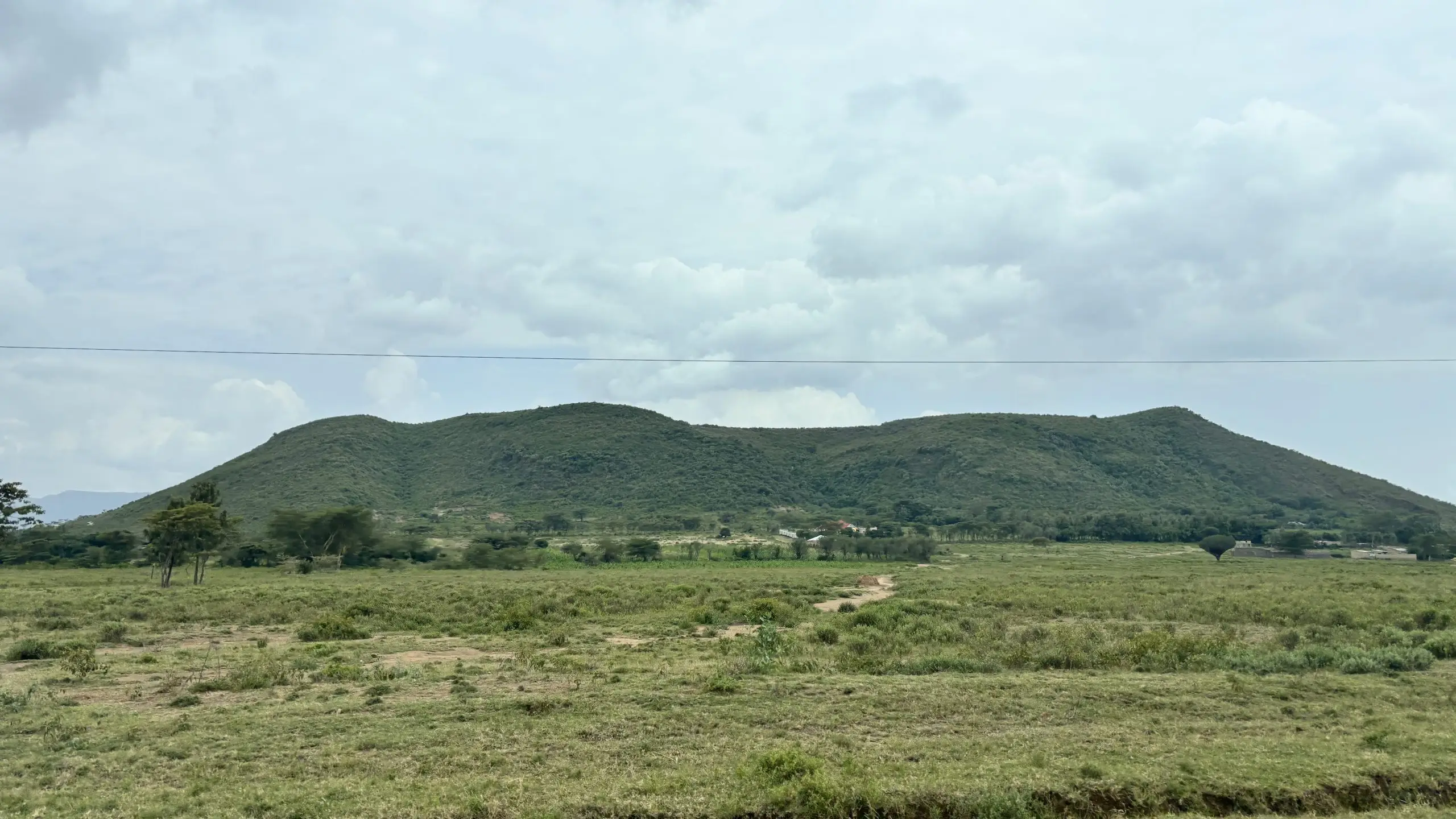 LAND FOR SALE IN MAI MAHIU, UTHERI WA LARI.