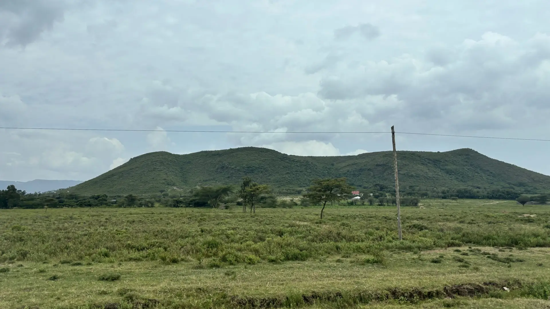 LAND FOR SALE IN MAI MAHIU, UTHERI WA LARI.
