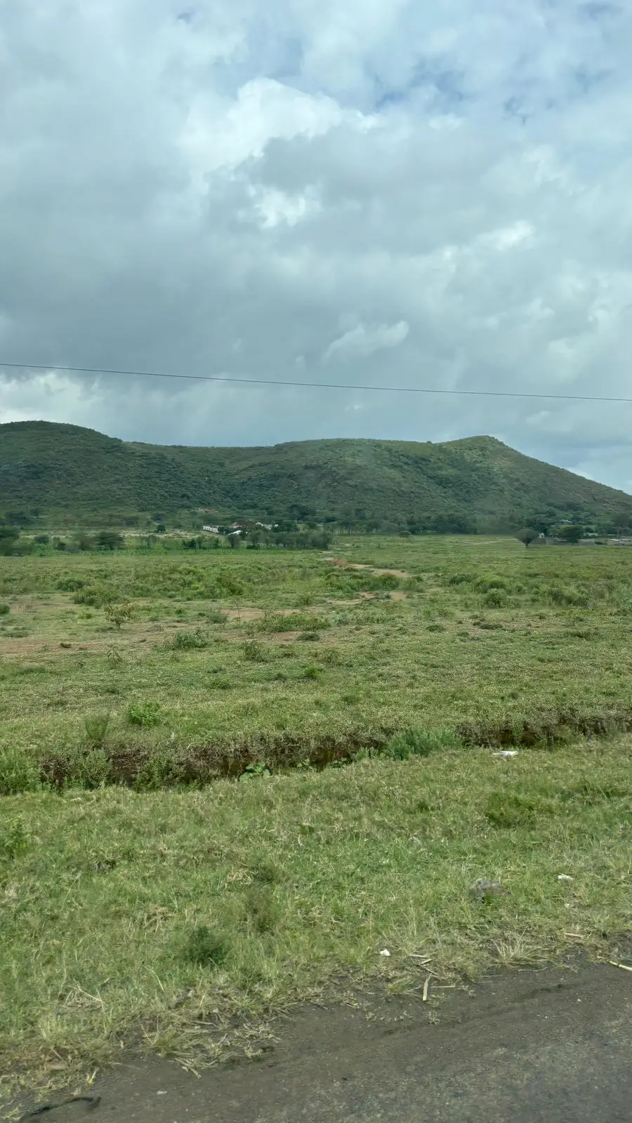 LAND FOR SALE IN MAI MAHIU, UTHERI WA LARI.