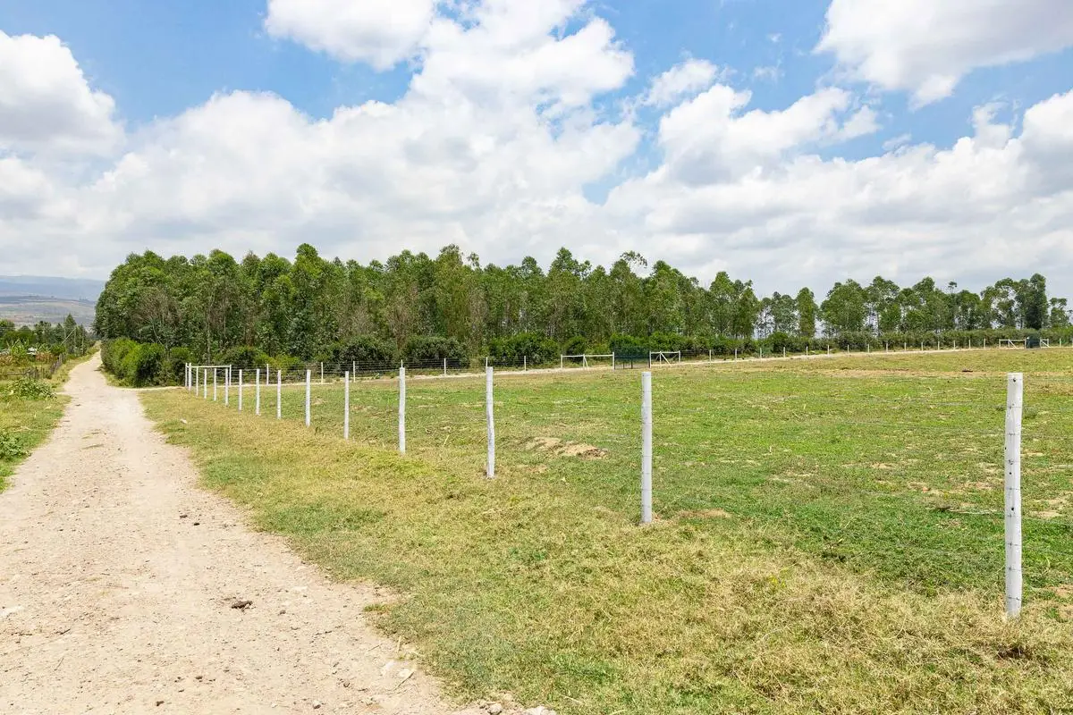 1 ACRE FOR SALE IN NAIVASHA, VIWANDANI.