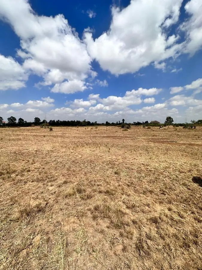 12 ACRES FOR SALE IN JUJA FARM.