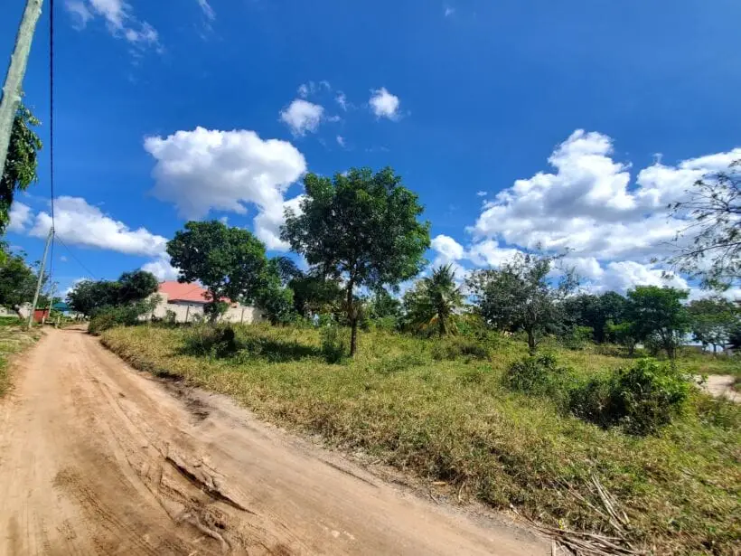 1 ACRE FOR SALE IN LAIKIPIA EAST, NANYUKI.