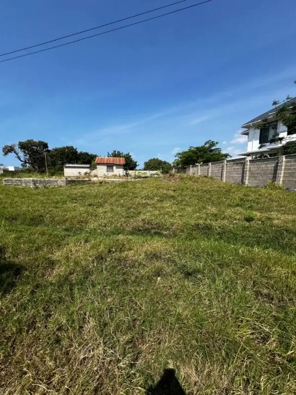 QUARTER ACRE FOR SALE IN KIAMBU, THIKA TOWN.