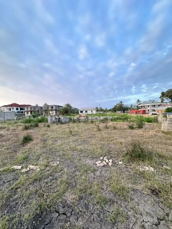 50 BY 100 PLOTS FOR SALE IN MOMBASA, JOMVU.