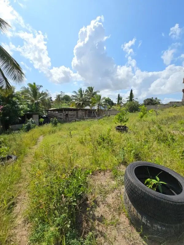 1 ACRE FOR SALE IN MOMBASA, MVITA.